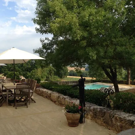 Oda ve Kahvaltı Superb Renovated House In Gascony-gers
